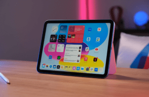 Step-by-Step Guide Replacing the Right Speaker on iPad 9